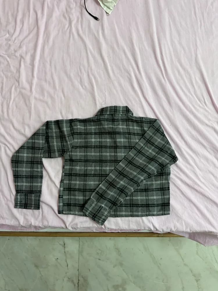 Grey Crop checks top
