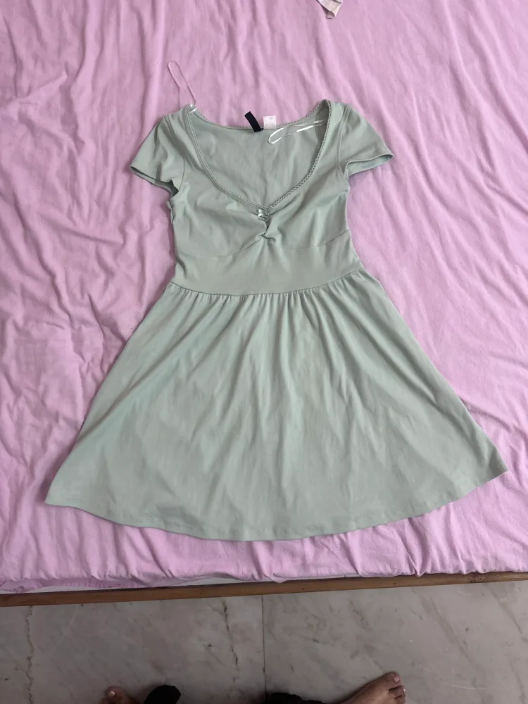 H&M mint green dress