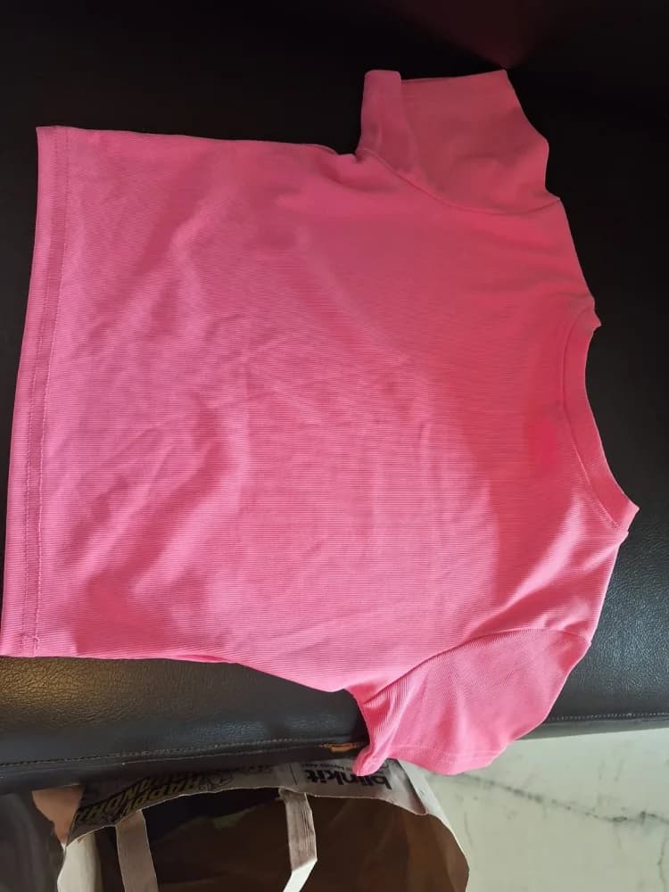 Bubble gum pink tshirt